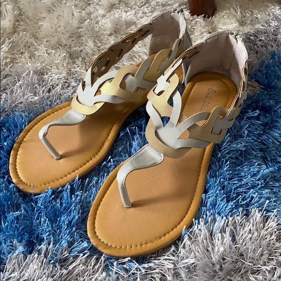 Gray & Gold Sandals - Picture 2 of 6